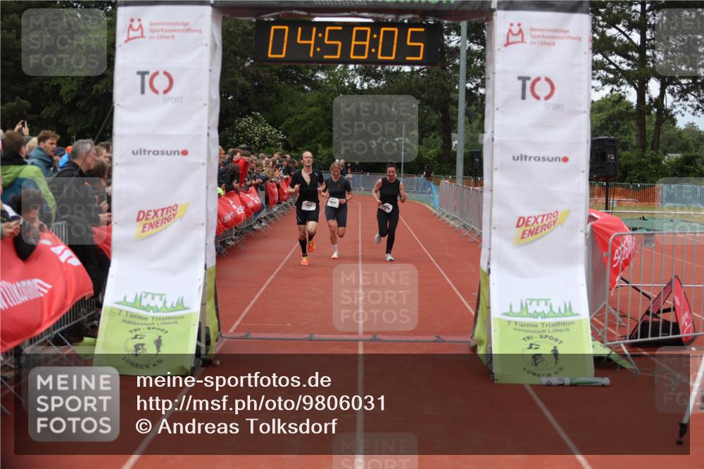 14.06.2026 - 7 Türme Triathlon Andreas Tolksdorf http://msf.ph/oto/9806031 14.06.2026 15:58:04 Ziel 1207, 1516, 1609 meine-sportfotos.de