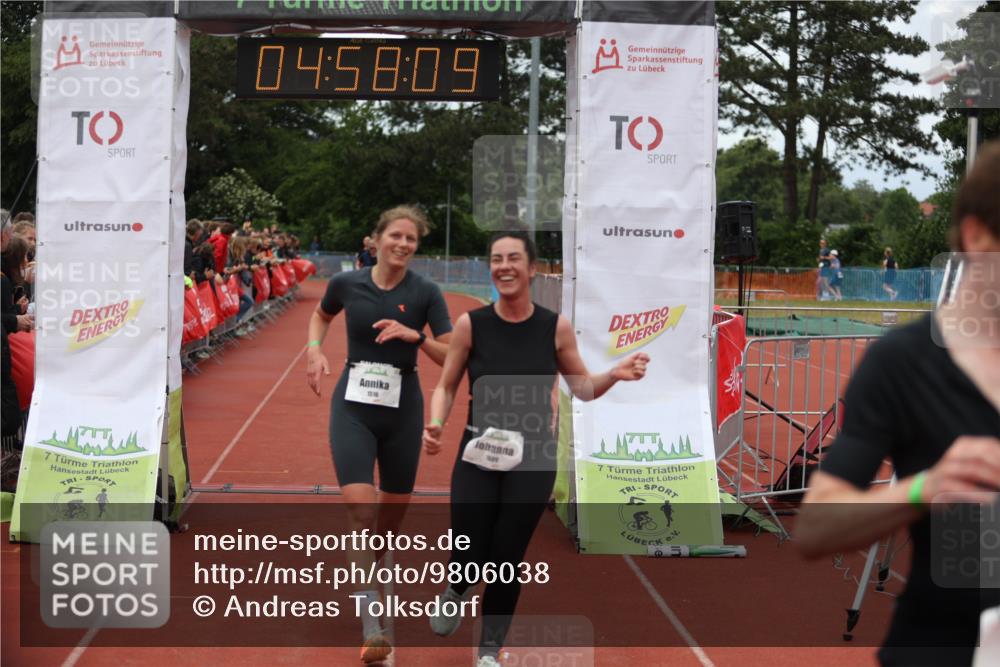 14.06.2026 - 7 Türme Triathlon Andreas Tolksdorf http://msf.ph/oto/9806038 14.06.2026 15:58:08 Ziel 1207, 1516, 1564, 1609 meine-sportfotos.de