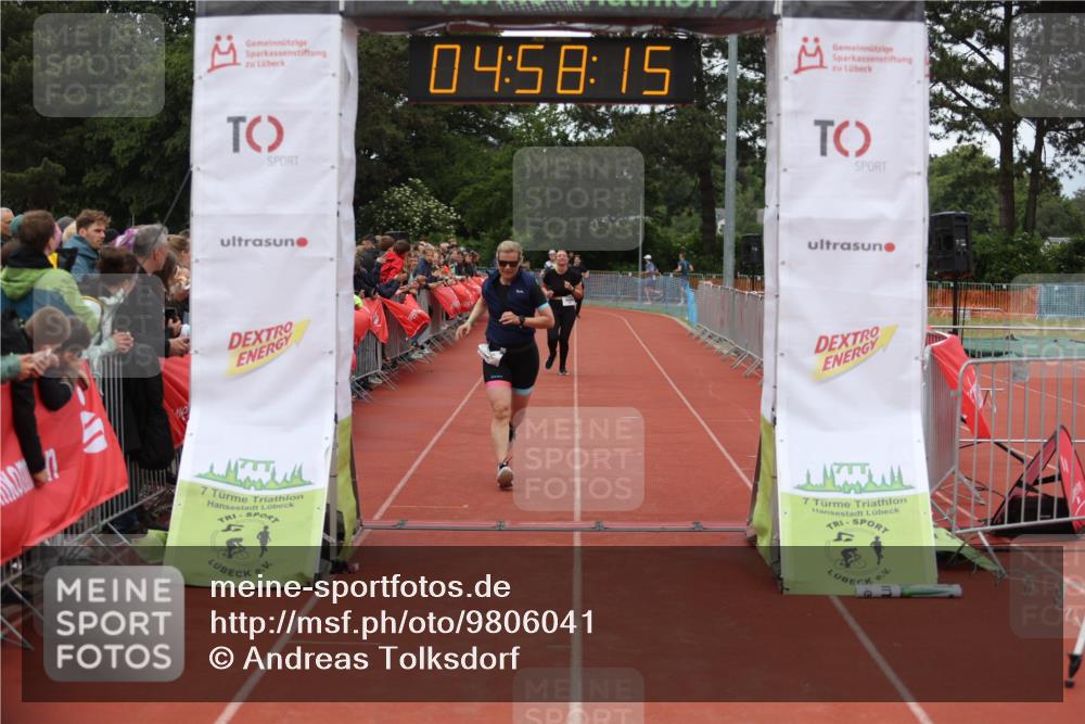14.06.2026 - 7 Türme Triathlon Andreas Tolksdorf http://msf.ph/oto/9806041 14.06.2026 15:58:14 Ziel 1178, 1207, 1516, 1564, 1609 meine-sportfotos.de