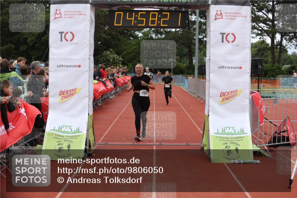 14.06.2026 - 7 Türme Triathlon Andreas Tolksdorf http://msf.ph/oto/9806050 14.06.2026 15:58:20 Ziel 1178, 1564, 1623, 1672 meine-sportfotos.de