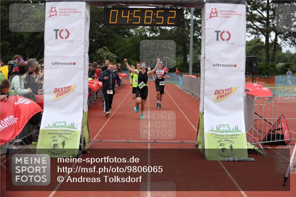 14.06.2026 - 7 Türme Triathlon Andreas Tolksdorf http://msf.ph/oto/9806065 14.06.2026 15:58:51 Ziel 893, 1077, 1121 meine-sportfotos.de