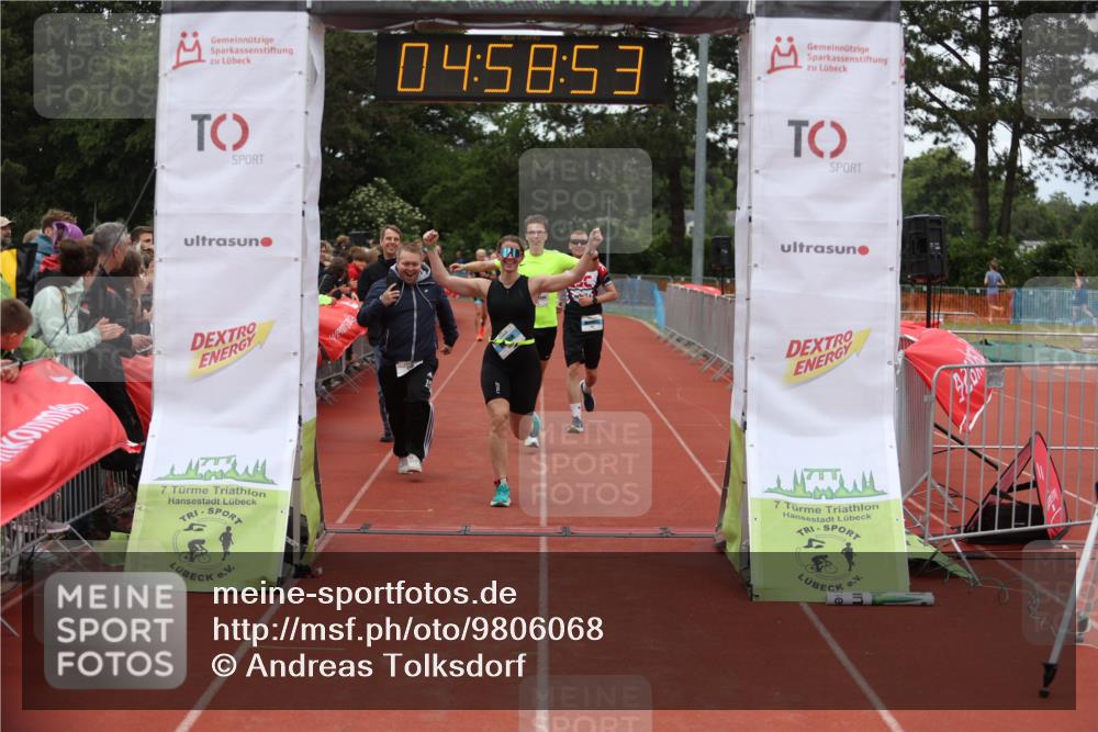 14.06.2026 - 7 Türme Triathlon Andreas Tolksdorf http://msf.ph/oto/9806068 14.06.2026 15:58:52 Ziel 893, 1077, 1121 meine-sportfotos.de