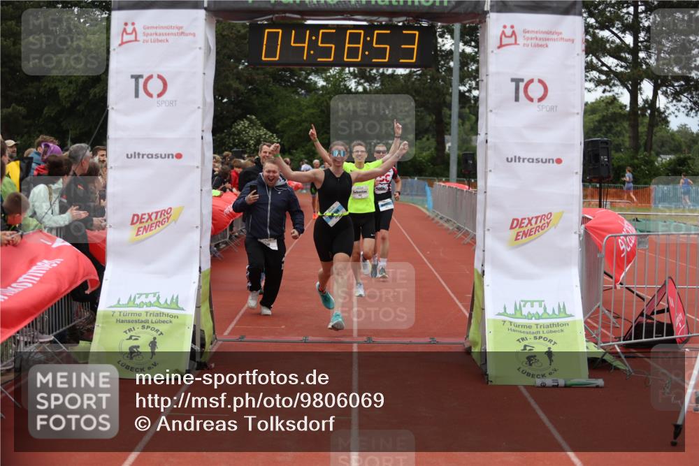 14.06.2026 - 7 Türme Triathlon Andreas Tolksdorf http://msf.ph/oto/9806069 14.06.2026 15:58:52 Ziel 893, 1077, 1121 meine-sportfotos.de