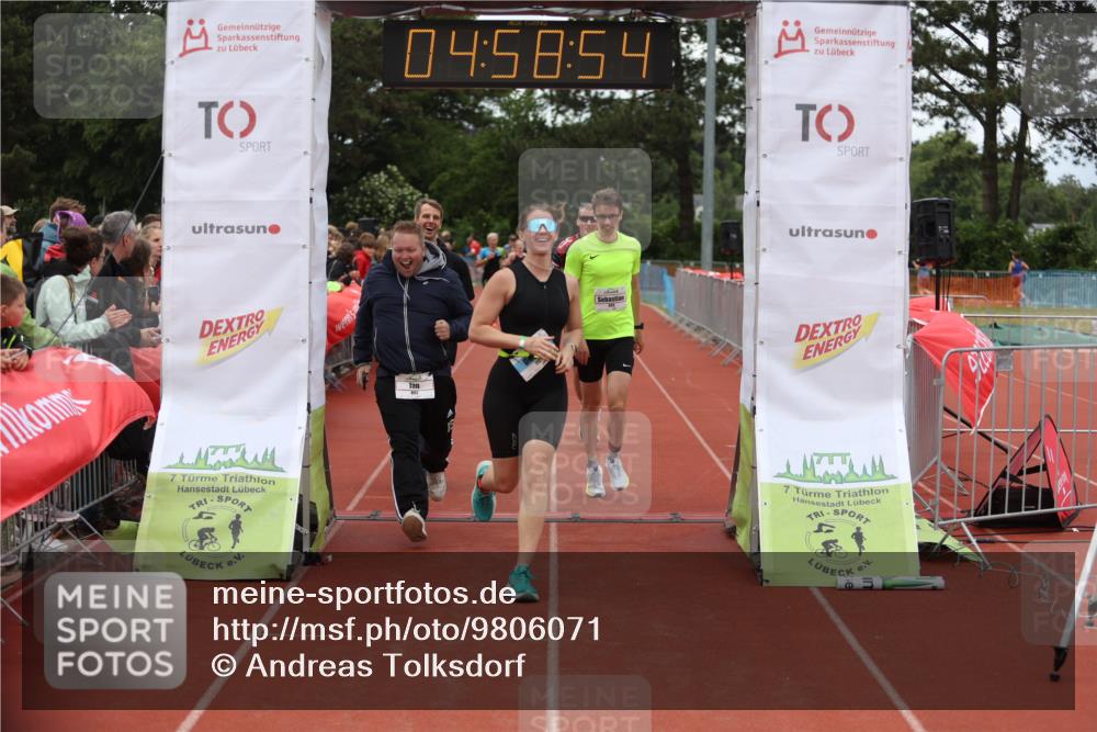 14.06.2026 - 7 Türme Triathlon Andreas Tolksdorf http://msf.ph/oto/9806071 14.06.2026 15:58:53 Ziel 893, 1077, 1121, 1522 meine-sportfotos.de