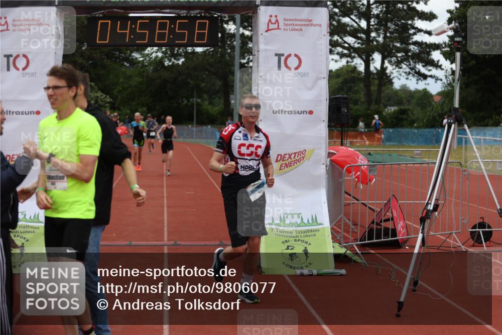 14.06.2026 - 7 Türme Triathlon Andreas Tolksdorf http://msf.ph/oto/9806077 14.06.2026 15:58:57 Ziel 893, 1077, 1121, 1522, 1635 meine-sportfotos.de