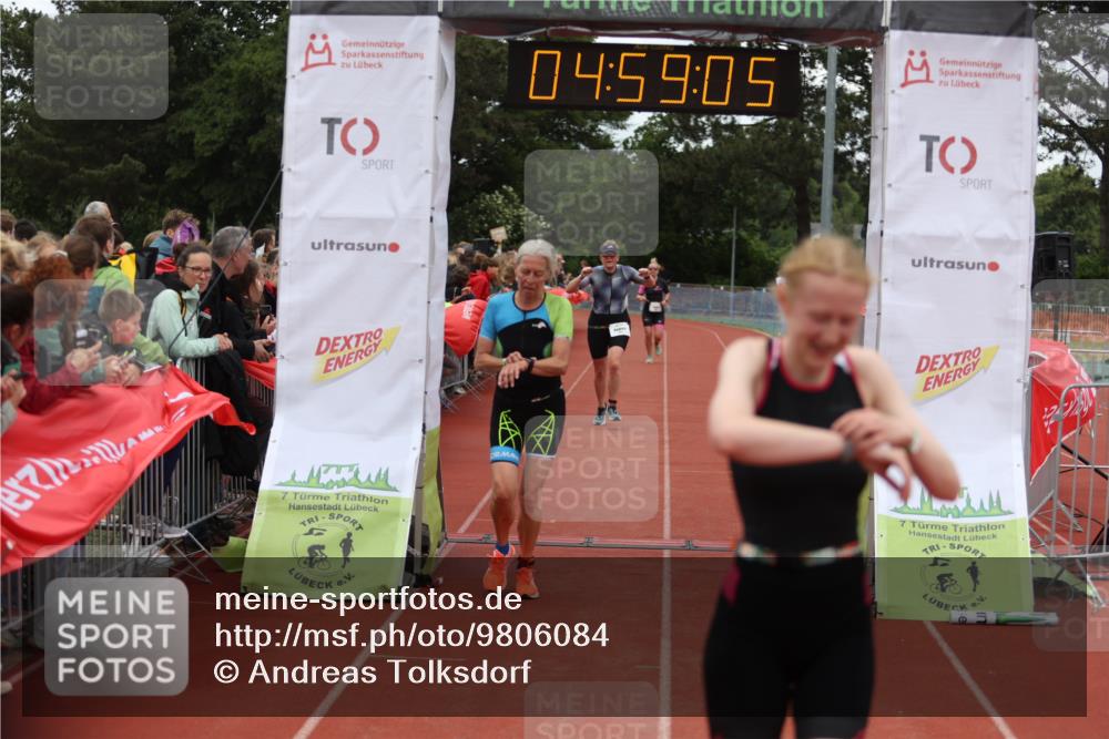 14.06.2026 - 7 Türme Triathlon Andreas Tolksdorf http://msf.ph/oto/9806084 14.06.2026 15:59:04 Ziel 1234, 1522, 1617, 1635, 1670 meine-sportfotos.de