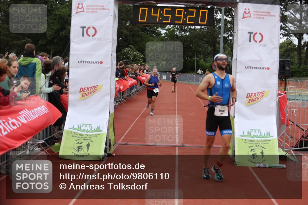 14.06.2026 - 7 Türme Triathlon Andreas Tolksdorf http://msf.ph/oto/9806110 14.06.2026 15:59:19 Ziel 1204, 1234, 1528, 1579, 1670, 1737 meine-sportfotos.de