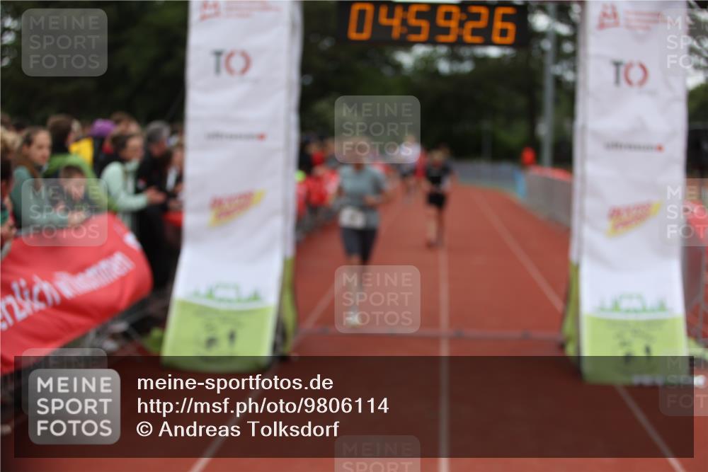 14.06.2026 - 7 Türme Triathlon Andreas Tolksdorf http://msf.ph/oto/9806114 14.06.2026 15:59:25 Ziel 1204, 1358, 1528, 1579, 1728, 1737 meine-sportfotos.de