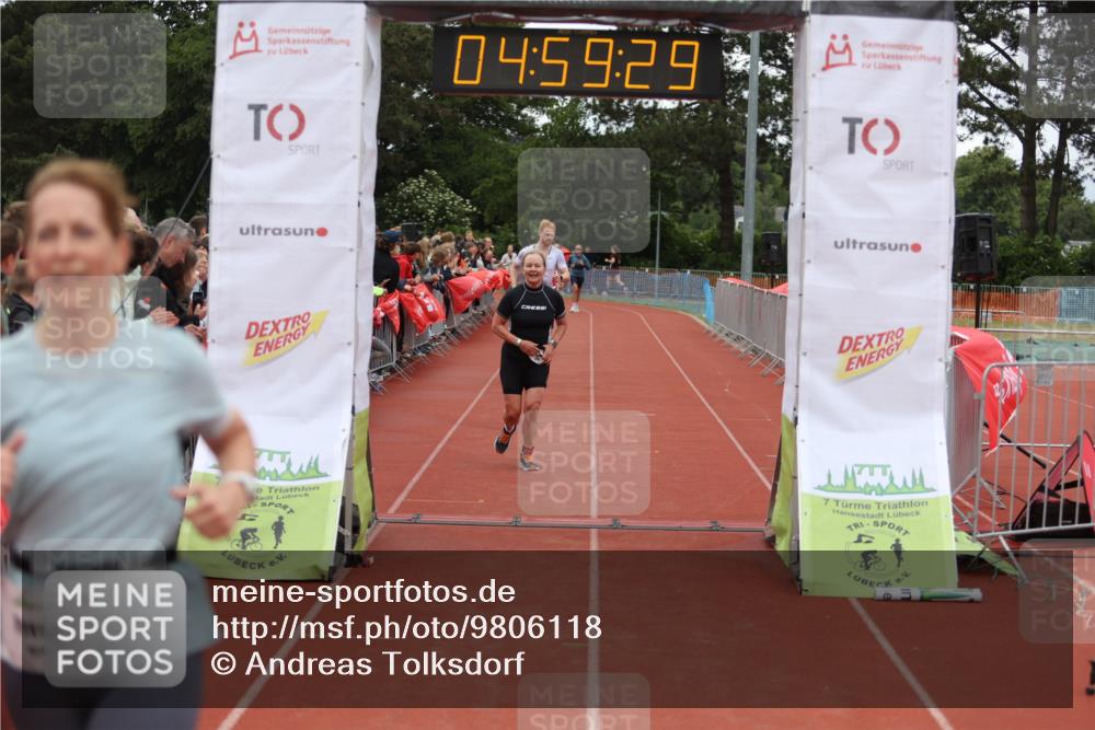 14.06.2026 - 7 Türme Triathlon Andreas Tolksdorf http://msf.ph/oto/9806118 14.06.2026 15:59:28 Ziel 1358, 1476, 1579, 1728, 1737 meine-sportfotos.de