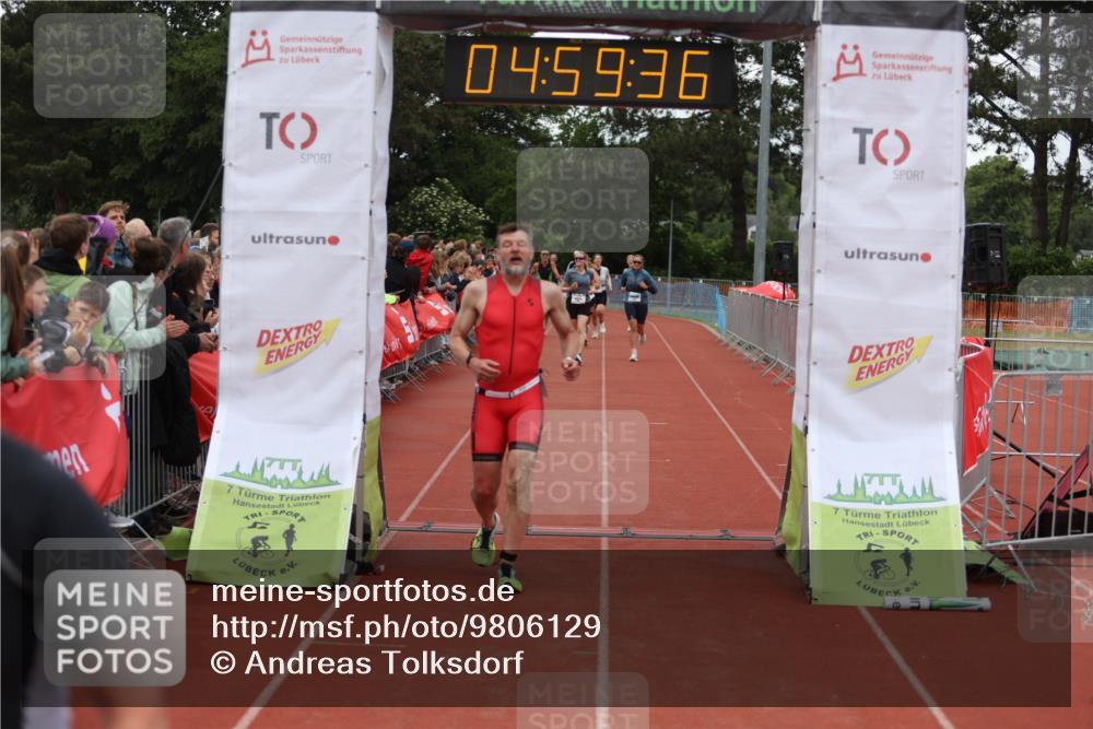 14.06.2026 - 7 Türme Triathlon Andreas Tolksdorf http://msf.ph/oto/9806129 14.06.2026 15:59:35 Ziel 750, 1140, 1337, 1358, 1476, 1698, 1728, 1733 meine-sportfotos.de