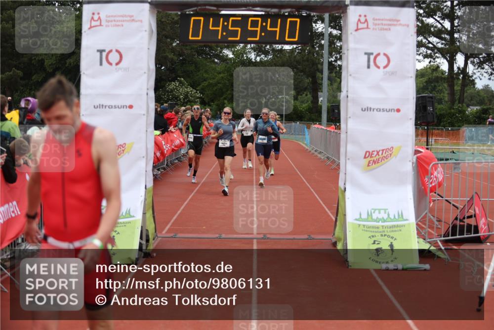 14.06.2026 - 7 Türme Triathlon Andreas Tolksdorf http://msf.ph/oto/9806131 14.06.2026 15:59:39 Ziel 750, 895, 1140, 1337, 1358, 1476, 1540, 1698, 1733 meine-sportfotos.de