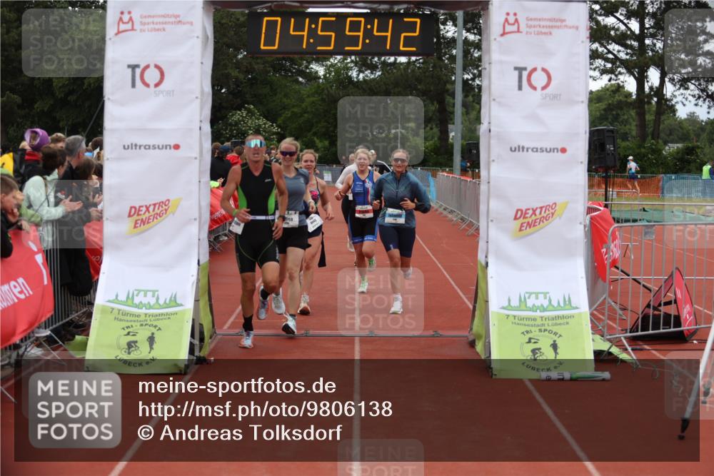 14.06.2026 - 7 Türme Triathlon Andreas Tolksdorf http://msf.ph/oto/9806138 14.06.2026 15:59:41 Ziel 750, 895, 1140, 1337, 1476, 1540, 1698, 1733 meine-sportfotos.de