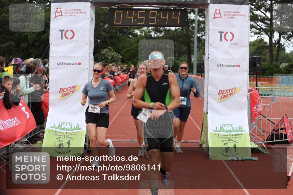 14.06.2026 - 7 Türme Triathlon Andreas Tolksdorf http://msf.ph/oto/9806141 14.06.2026 15:59:43 Ziel 750, 895, 1140, 1337, 1540, 1698, 1733 meine-sportfotos.de