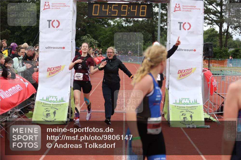14.06.2026 - 7 Türme Triathlon Andreas Tolksdorf http://msf.ph/oto/9806147 14.06.2026 15:59:47 Ziel 750, 895, 1140, 1337, 1540, 1698, 1733 meine-sportfotos.de