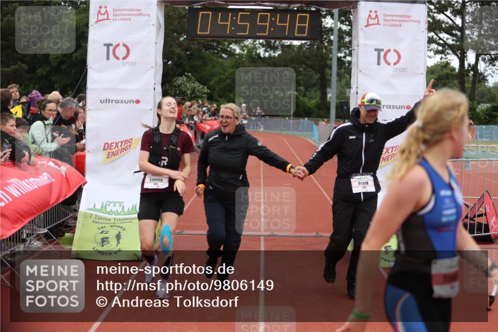 14.06.2026 - 7 Türme Triathlon Andreas Tolksdorf http://msf.ph/oto/9806149 14.06.2026 15:59:47 Ziel 750, 895, 1140, 1337, 1540, 1698, 1733 meine-sportfotos.de