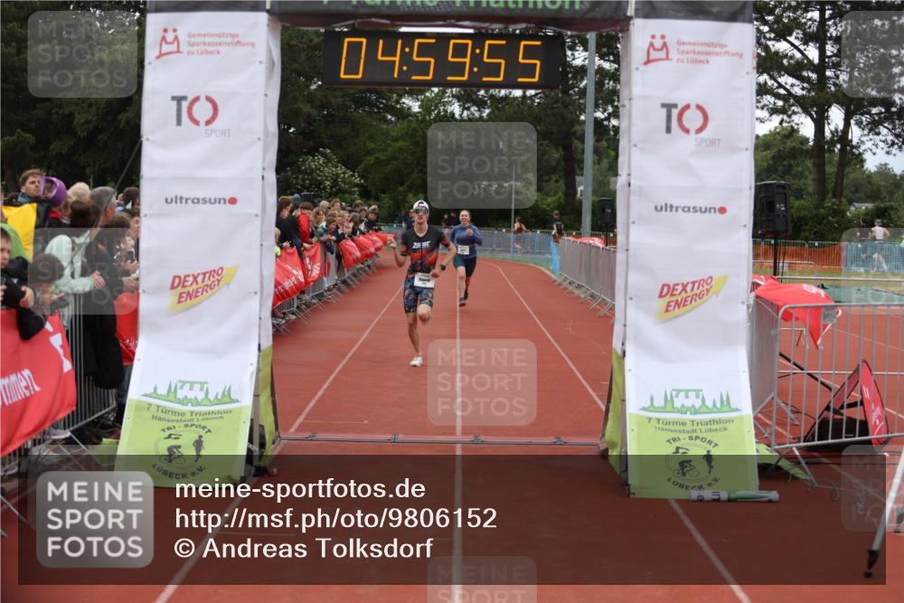 14.06.2026 - 7 Türme Triathlon Andreas Tolksdorf http://msf.ph/oto/9806152 14.06.2026 15:59:54 Ziel 895, 1346, 1549 meine-sportfotos.de