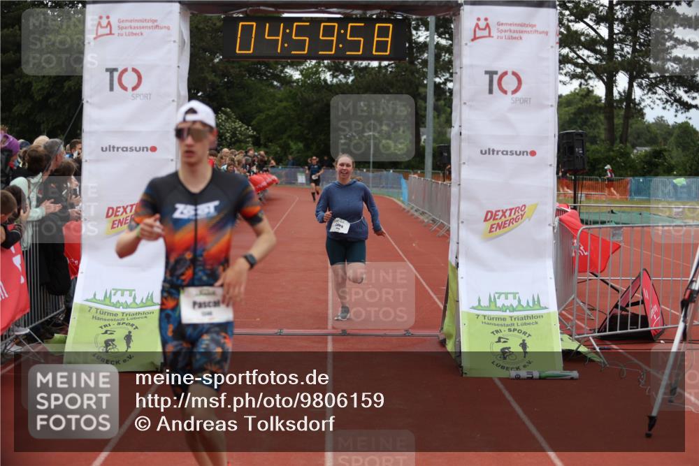 14.06.2026 - 7 Türme Triathlon Andreas Tolksdorf http://msf.ph/oto/9806159 14.06.2026 15:59:57 Ziel 1346, 1549 meine-sportfotos.de