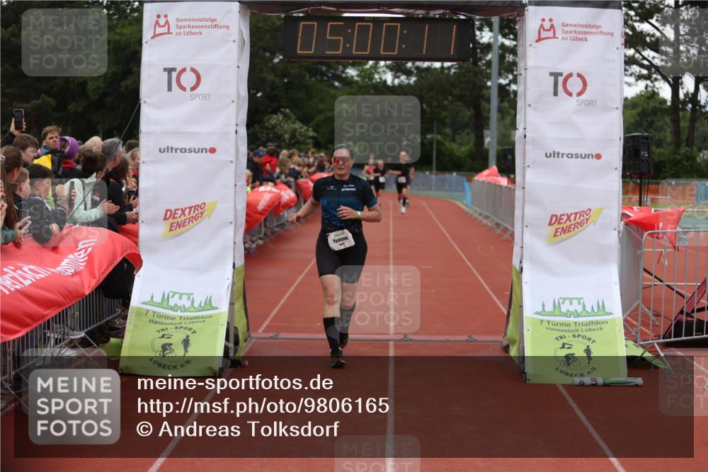 14.06.2026 - 7 Türme Triathlon Andreas Tolksdorf http://msf.ph/oto/9806165 14.06.2026 16:00:10 Ziel 1287, 1692 meine-sportfotos.de