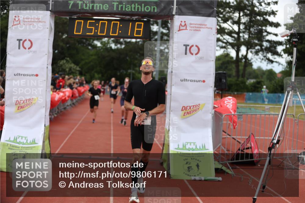 14.06.2026 - 7 Türme Triathlon Andreas Tolksdorf http://msf.ph/oto/9806171 14.06.2026 16:00:17 Ziel 1287, 1557, 1606, 1683, 1692, 1774 meine-sportfotos.de