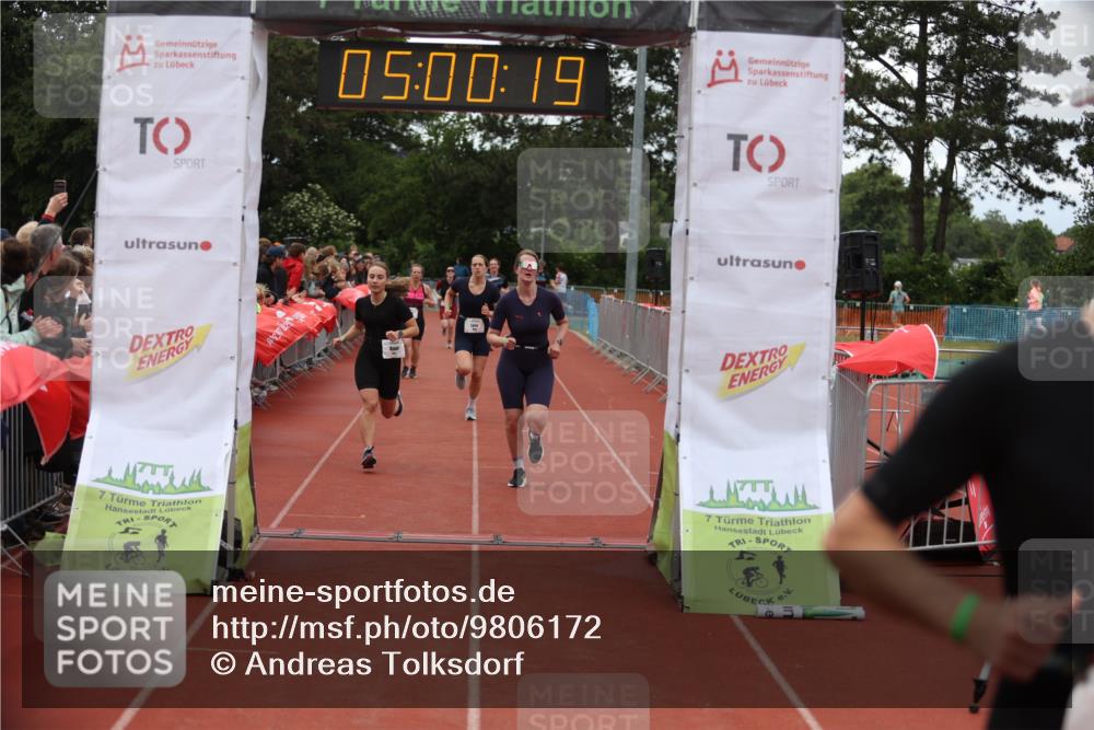 14.06.2026 - 7 Türme Triathlon Andreas Tolksdorf http://msf.ph/oto/9806172 14.06.2026 16:00:18 Ziel 1287, 1557, 1577, 1606, 1633, 1683, 1692, 1774 meine-sportfotos.de