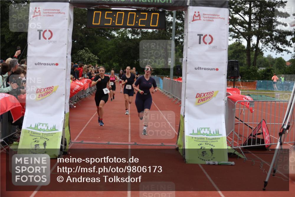 14.06.2026 - 7 Türme Triathlon Andreas Tolksdorf http://msf.ph/oto/9806173 14.06.2026 16:00:19 Ziel 1287, 1557, 1577, 1606, 1633, 1683, 1774 meine-sportfotos.de
