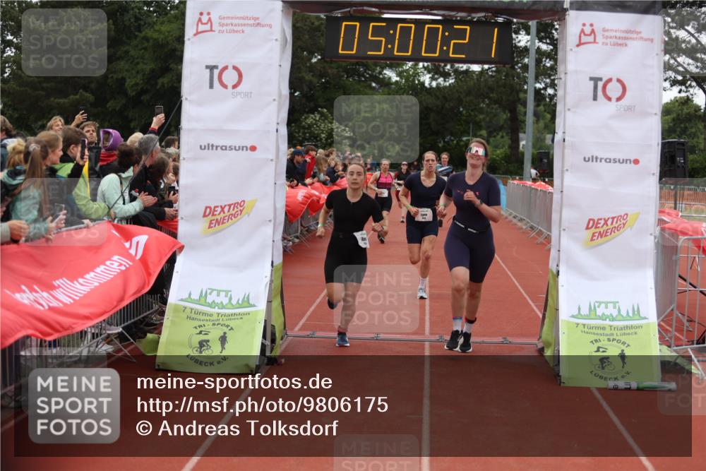 14.06.2026 - 7 Türme Triathlon Andreas Tolksdorf http://msf.ph/oto/9806175 14.06.2026 16:00:20 Ziel 1287, 1557, 1577, 1606, 1633, 1683, 1774 meine-sportfotos.de