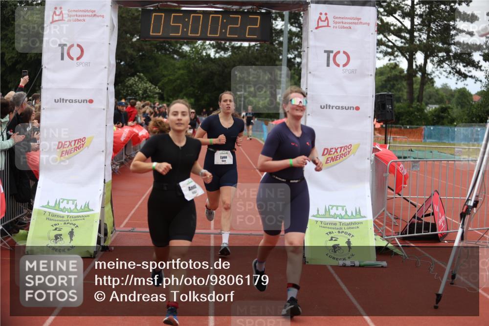 14.06.2026 - 7 Türme Triathlon Andreas Tolksdorf http://msf.ph/oto/9806179 14.06.2026 16:00:21 Ziel 1287, 1557, 1577, 1606, 1633, 1683, 1774 meine-sportfotos.de