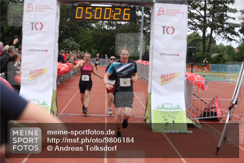 14.06.2026 - 7 Türme Triathlon Andreas Tolksdorf http://msf.ph/oto/9806184 14.06.2026 16:00:25 Ziel 983, 1557, 1577, 1606, 1633, 1683, 1774 meine-sportfotos.de