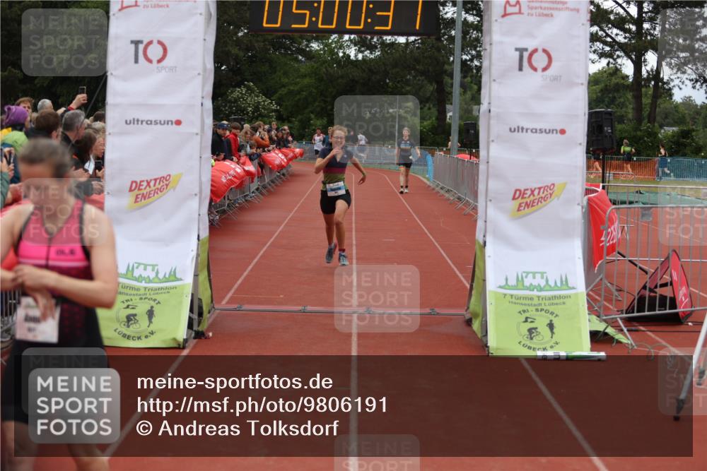 14.06.2026 - 7 Türme Triathlon Andreas Tolksdorf http://msf.ph/oto/9806191 14.06.2026 16:00:30 Ziel 983, 1577, 1633, 1774 meine-sportfotos.de