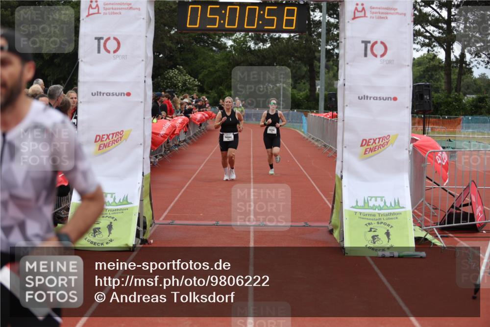 14.06.2026 - 7 Türme Triathlon Andreas Tolksdorf http://msf.ph/oto/9806222 14.06.2026 16:00:57 Ziel 684, 688, 903, 928, 1554, 1657, 1664, 1736 meine-sportfotos.de