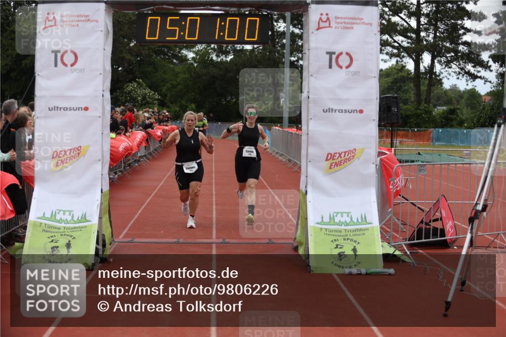 14.06.2026 - 7 Türme Triathlon Andreas Tolksdorf http://msf.ph/oto/9806226 14.06.2026 16:00:59 Ziel 684, 688, 928, 1554, 1657, 1664, 1736 meine-sportfotos.de