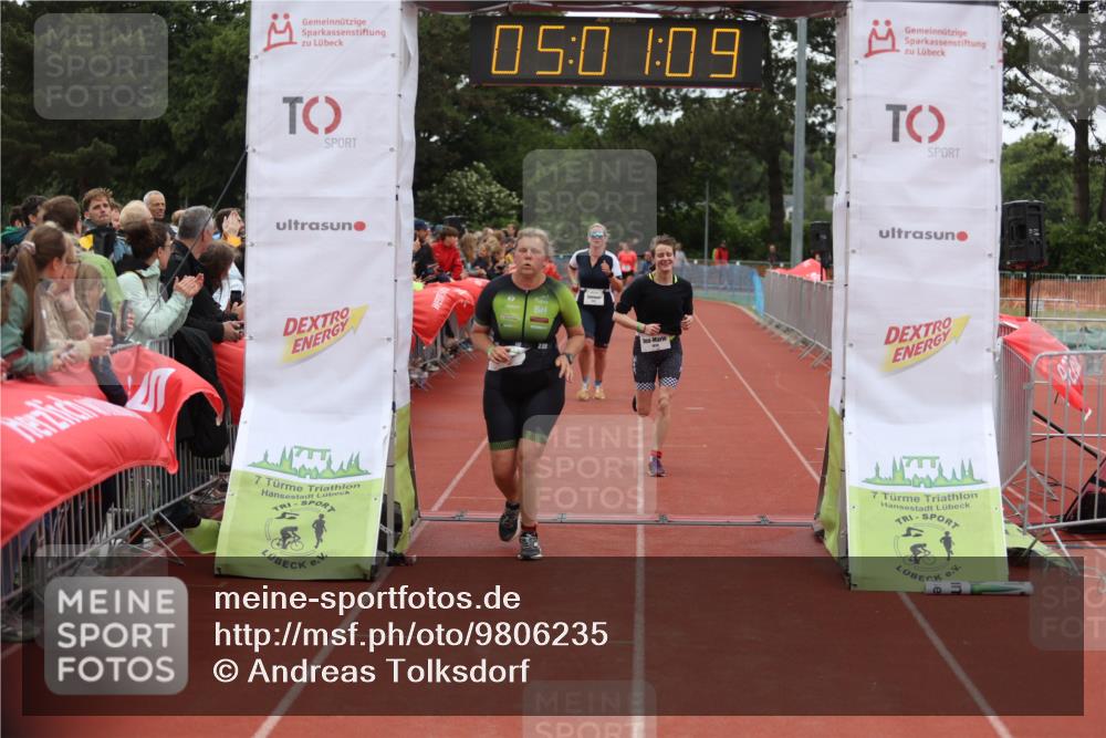 14.06.2026 - 7 Türme Triathlon Andreas Tolksdorf http://msf.ph/oto/9806235 14.06.2026 16:01:08 Ziel 1057, 1554, 1630, 1652, 1664, 1708 meine-sportfotos.de