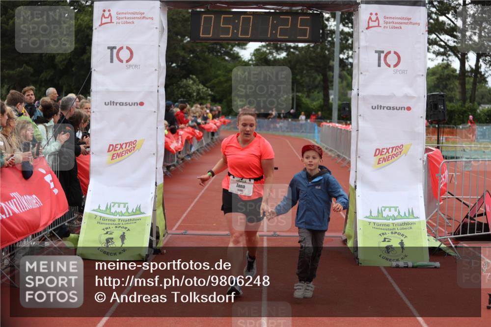 14.06.2026 - 7 Türme Triathlon Andreas Tolksdorf http://msf.ph/oto/9806248 14.06.2026 16:01:24 Ziel 1605 meine-sportfotos.de