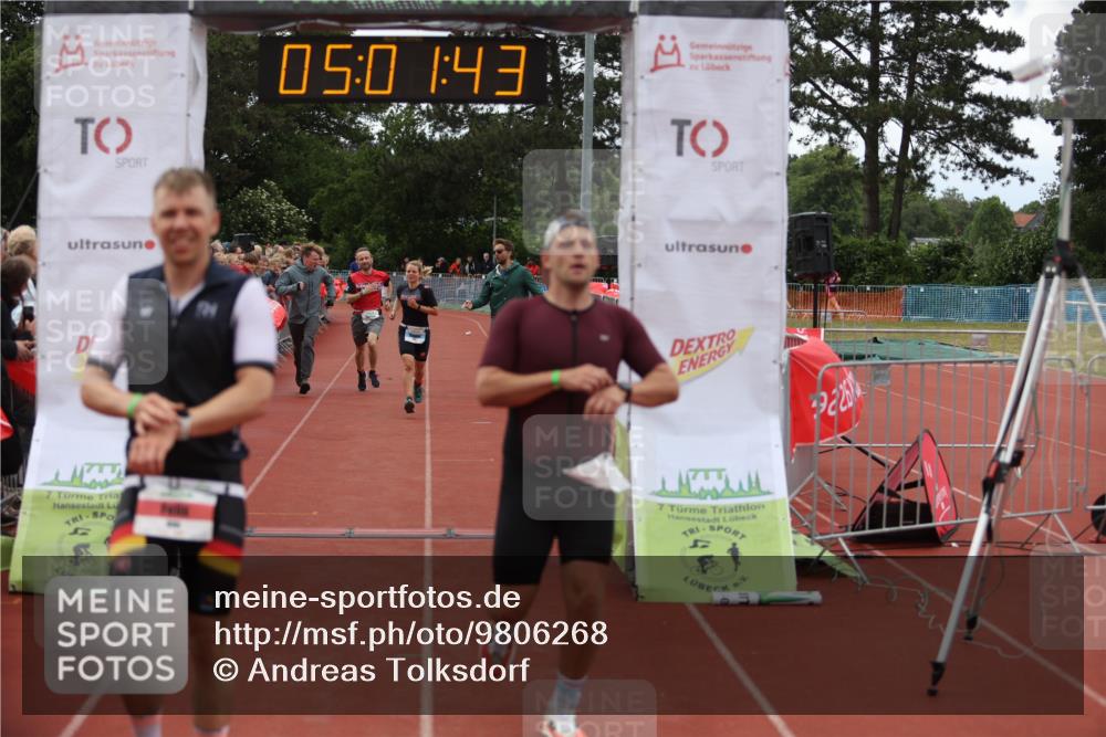 14.06.2026 - 7 Türme Triathlon Andreas Tolksdorf http://msf.ph/oto/9806268 14.06.2026 16:01:42 Ziel 806, 962, 1382, 1790, 1794 meine-sportfotos.de
