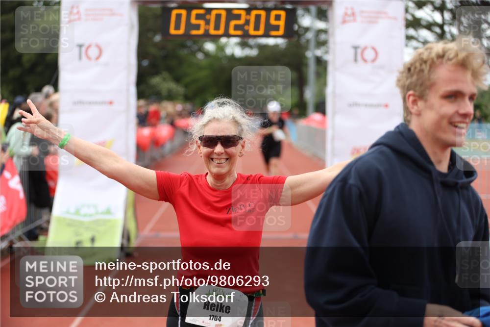 14.06.2026 - 7 Türme Triathlon Andreas Tolksdorf http://msf.ph/oto/9806293 14.06.2026 16:02:08 Ziel 629, 1035, 1555, 1655, 1704, 1781 meine-sportfotos.de