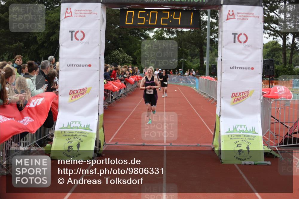 14.06.2026 - 7 Türme Triathlon Andreas Tolksdorf http://msf.ph/oto/9806331 14.06.2026 16:02:40 Ziel 812, 1597, 1599, 1695 meine-sportfotos.de