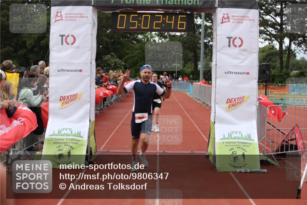 14.06.2026 - 7 Türme Triathlon Andreas Tolksdorf http://msf.ph/oto/9806347 14.06.2026 16:02:45 Ziel 812, 1293, 1511, 1597, 1599, 1642, 1695 meine-sportfotos.de