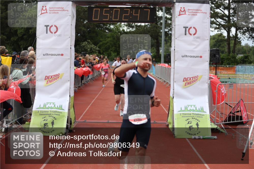 14.06.2026 - 7 Türme Triathlon Andreas Tolksdorf http://msf.ph/oto/9806349 14.06.2026 16:02:46 Ziel 812, 1293, 1511, 1597, 1599, 1642, 1695 meine-sportfotos.de