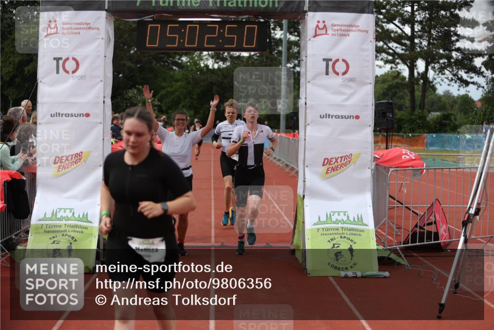 14.06.2026 - 7 Türme Triathlon Andreas Tolksdorf http://msf.ph/oto/9806356 14.06.2026 16:02:49 Ziel 812, 1293, 1322, 1511, 1597, 1599, 1642, 1695 meine-sportfotos.de