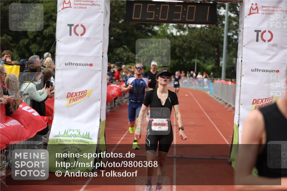 14.06.2026 - 7 Türme Triathlon Andreas Tolksdorf http://msf.ph/oto/9806368 14.06.2026 16:02:59 Ziel 716, 876, 1322, 1375, 1747 meine-sportfotos.de