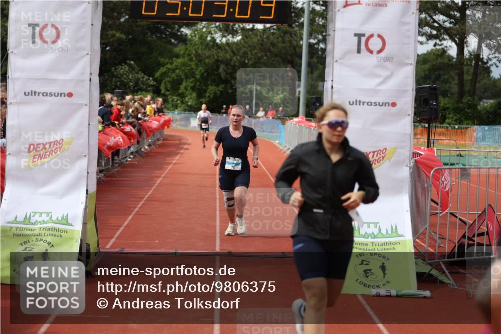 14.06.2026 - 7 Türme Triathlon Andreas Tolksdorf http://msf.ph/oto/9806375 14.06.2026 16:03:08 Ziel 876, 1064, 1375, 1477, 1747 meine-sportfotos.de