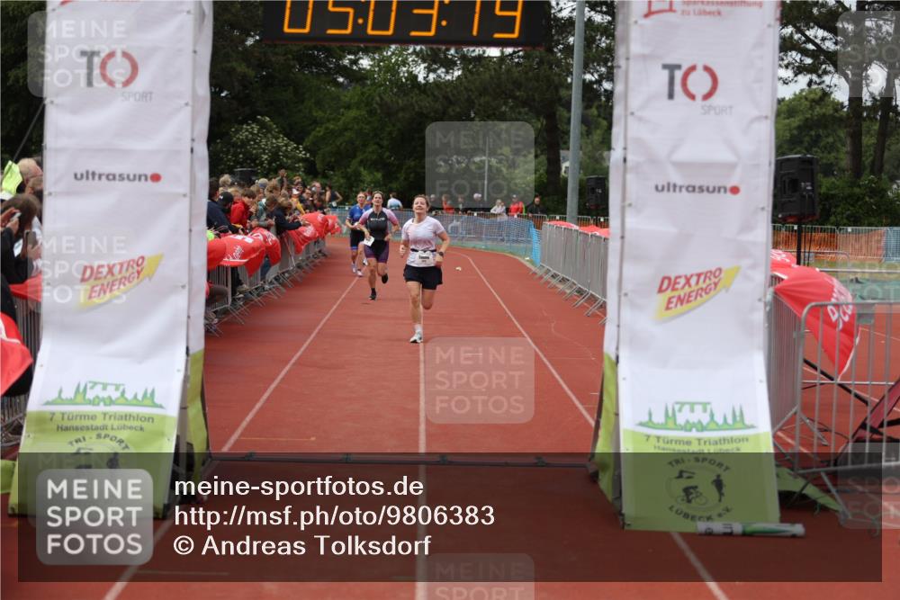 14.06.2026 - 7 Türme Triathlon Andreas Tolksdorf http://msf.ph/oto/9806383 14.06.2026 16:03:18 Ziel 1477, 1503, 1620 meine-sportfotos.de