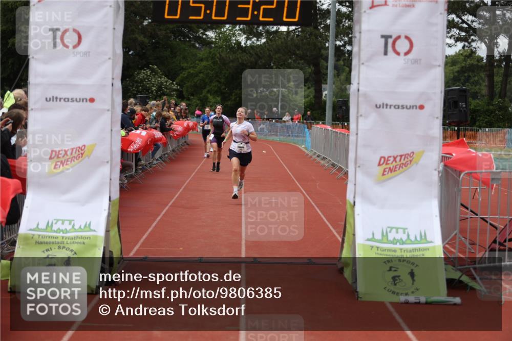14.06.2026 - 7 Türme Triathlon Andreas Tolksdorf http://msf.ph/oto/9806385 14.06.2026 16:03:19 Ziel 1477, 1503, 1620 meine-sportfotos.de