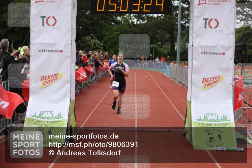 14.06.2026 - 7 Türme Triathlon Andreas Tolksdorf http://msf.ph/oto/9806391 14.06.2026 16:03:23 Ziel 1477, 1503, 1546, 1548, 1620 meine-sportfotos.de