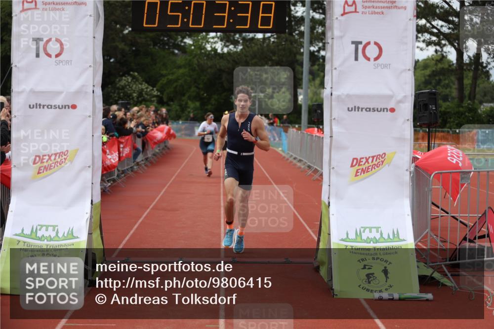 14.06.2026 - 7 Türme Triathlon Andreas Tolksdorf http://msf.ph/oto/9806415 14.06.2026 16:03:37 Ziel 1475, 1546, 1548, 1723, 1724 meine-sportfotos.de