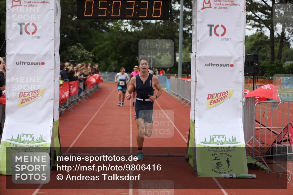 14.06.2026 - 7 Türme Triathlon Andreas Tolksdorf http://msf.ph/oto/9806416 14.06.2026 16:03:37 Ziel 1475, 1546, 1548, 1723, 1724 meine-sportfotos.de