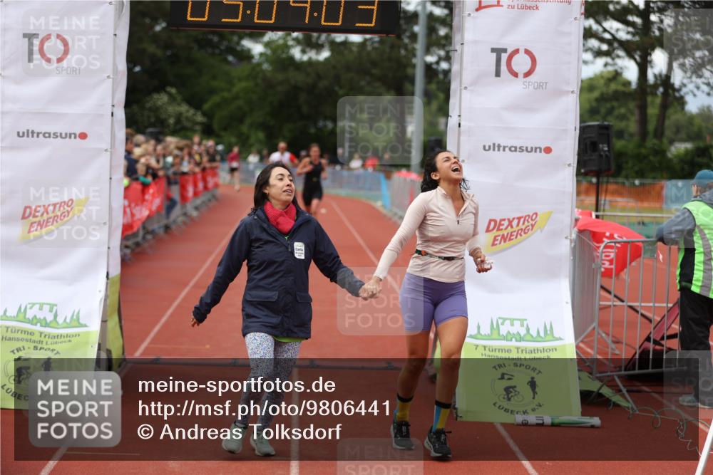 14.06.2026 - 7 Türme Triathlon Andreas Tolksdorf http://msf.ph/oto/9806441 14.06.2026 16:04:02 Ziel 1353, 1483, 1550, 1743 meine-sportfotos.de
