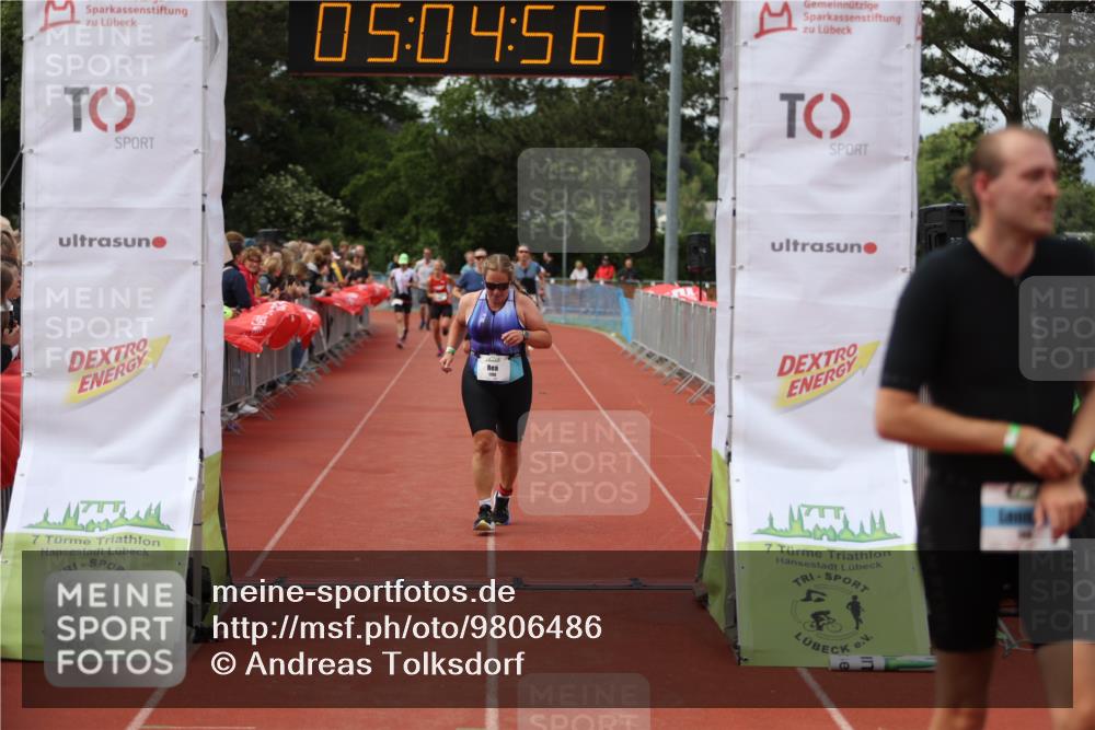 14.06.2026 - 7 Türme Triathlon Andreas Tolksdorf http://msf.ph/oto/9806486 14.06.2026 16:04:55 Ziel 946, 1367, 1663, 1689, 1700, 1717, 1778 meine-sportfotos.de