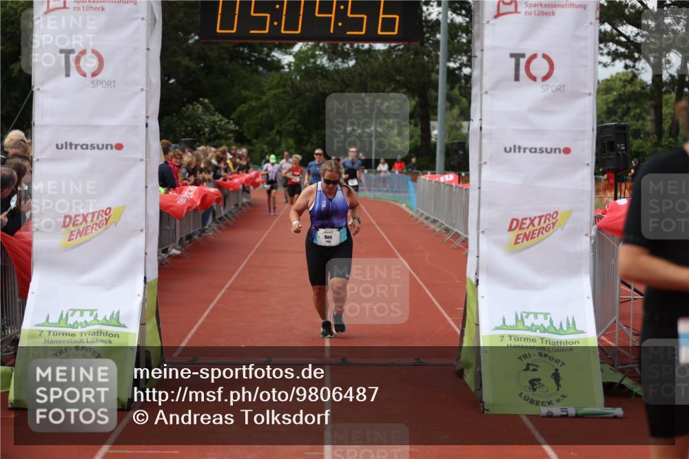 14.06.2026 - 7 Türme Triathlon Andreas Tolksdorf http://msf.ph/oto/9806487 14.06.2026 16:04:55 Ziel 946, 1367, 1663, 1689, 1700, 1717, 1778 meine-sportfotos.de