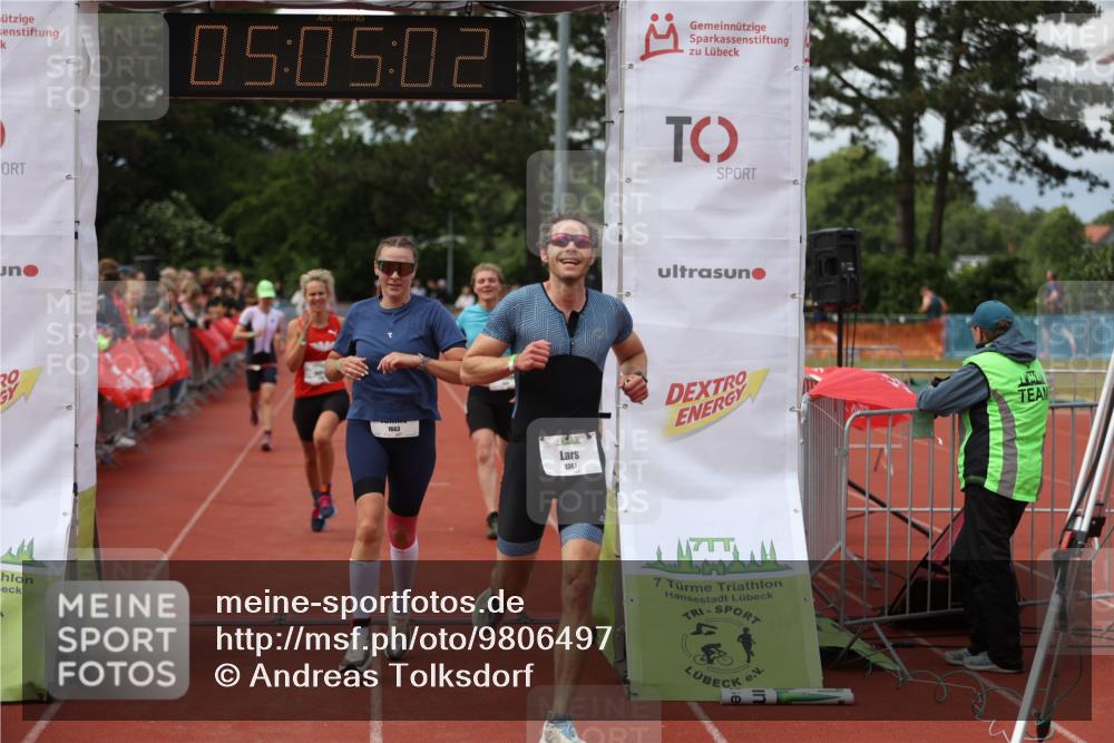 14.06.2026 - 7 Türme Triathlon Andreas Tolksdorf http://msf.ph/oto/9806497 14.06.2026 16:05:01 Ziel 811, 1367, 1663, 1689, 1700, 1778 meine-sportfotos.de